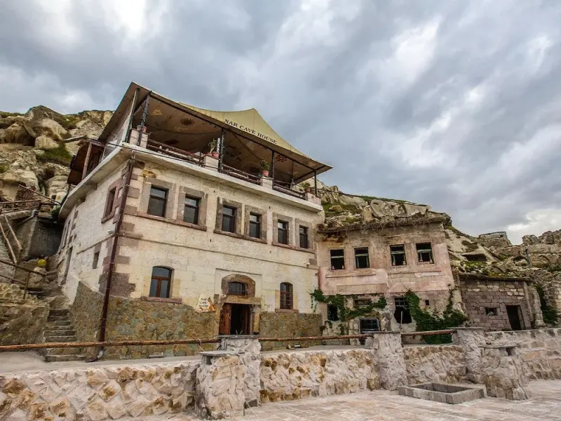 Nar Cave House 14