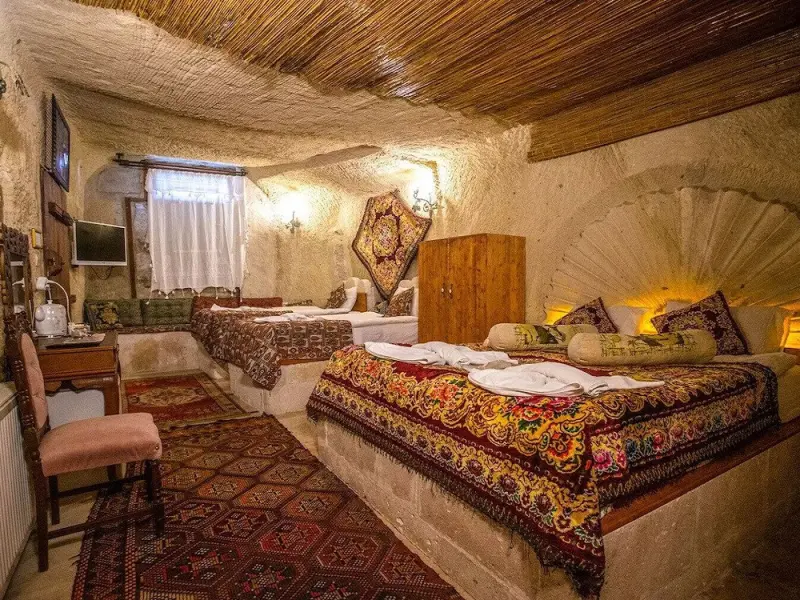 Nar Cave House 26