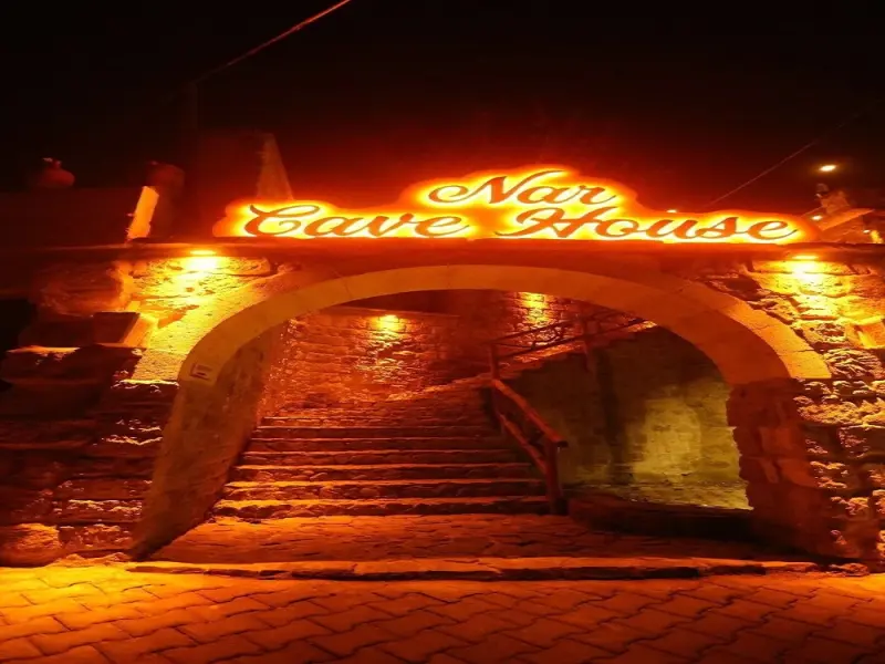 Nar Cave House 37