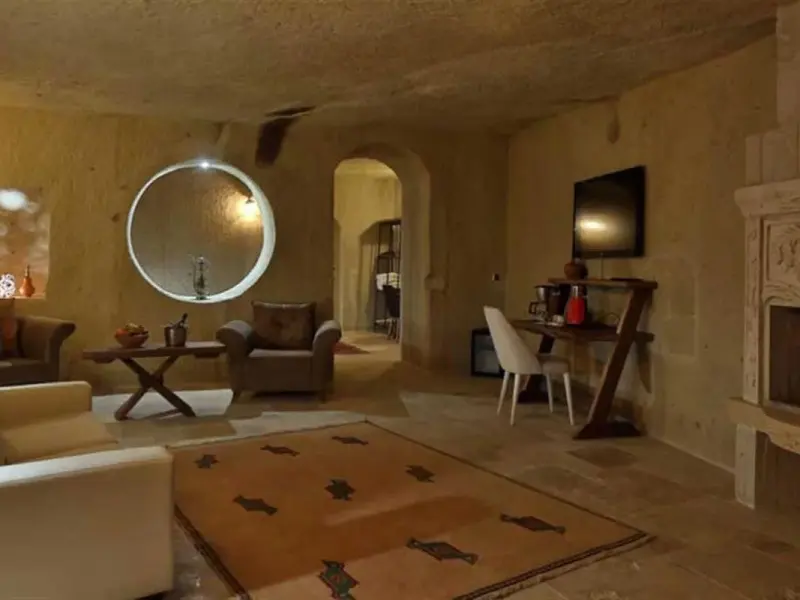 Mahzen Cave Hotel  12