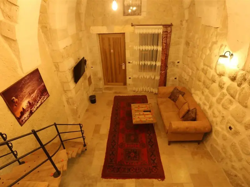 Mahzen Cave Hotel  16