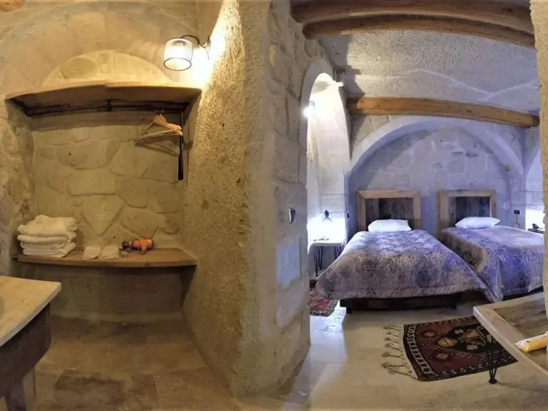 Mahzen Cave Hotel  30