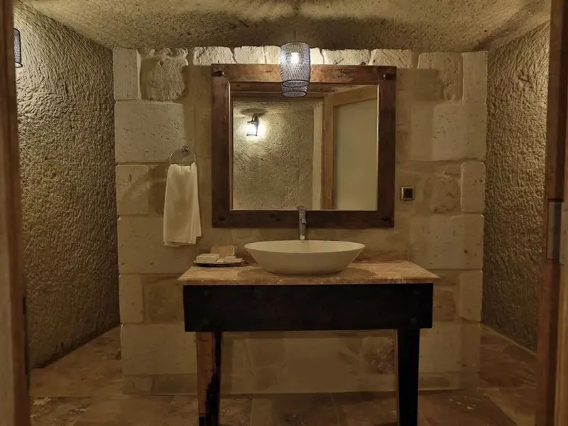 Mahzen Cave Hotel  37