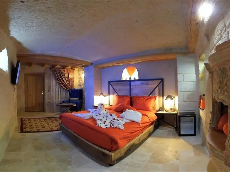 Mahzen Cave Hotel  38
