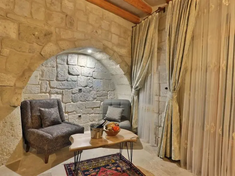 Mahzen Cave Hotel  57