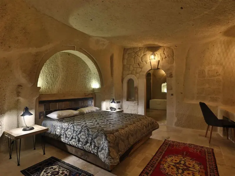 Mahzen Cave Hotel  73