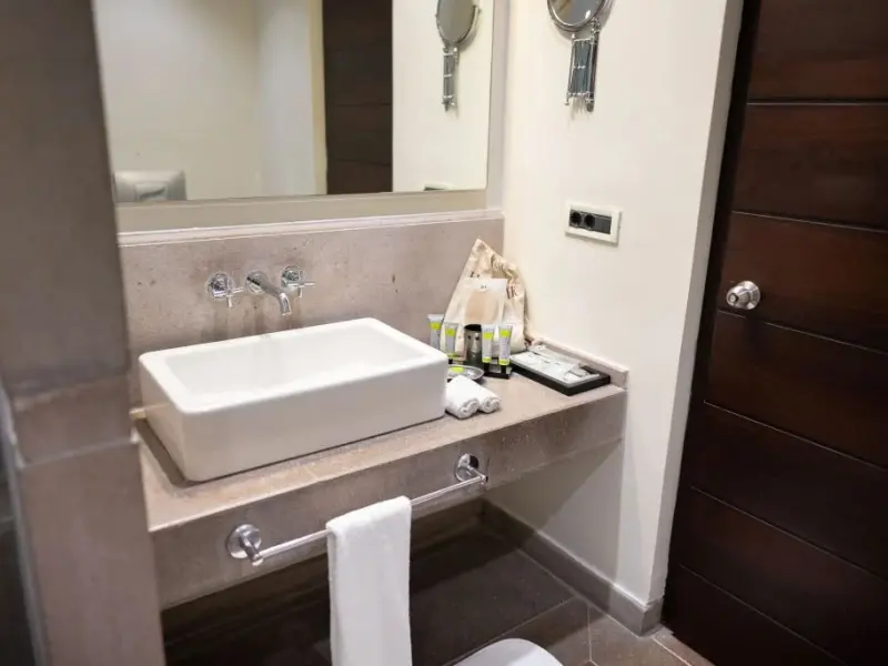 No81 Hotel 26