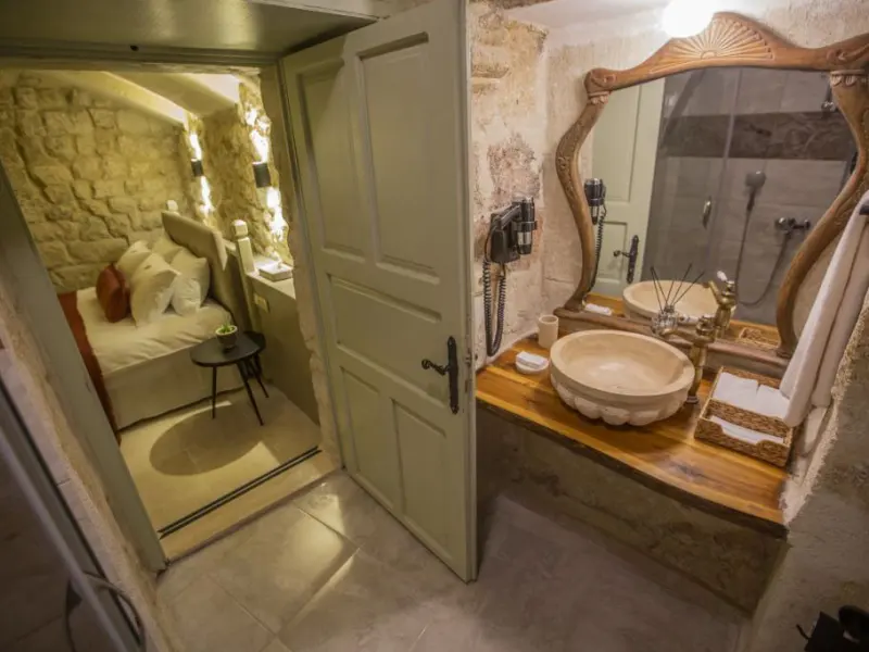 Dokya Hotel 24