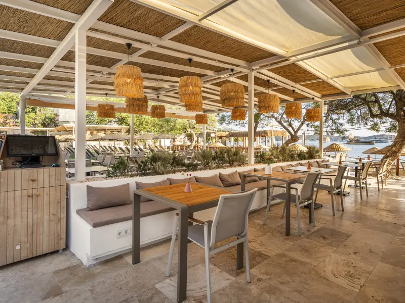 Daphnis Hotel 13