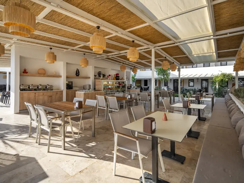 Daphnis Hotel 21
