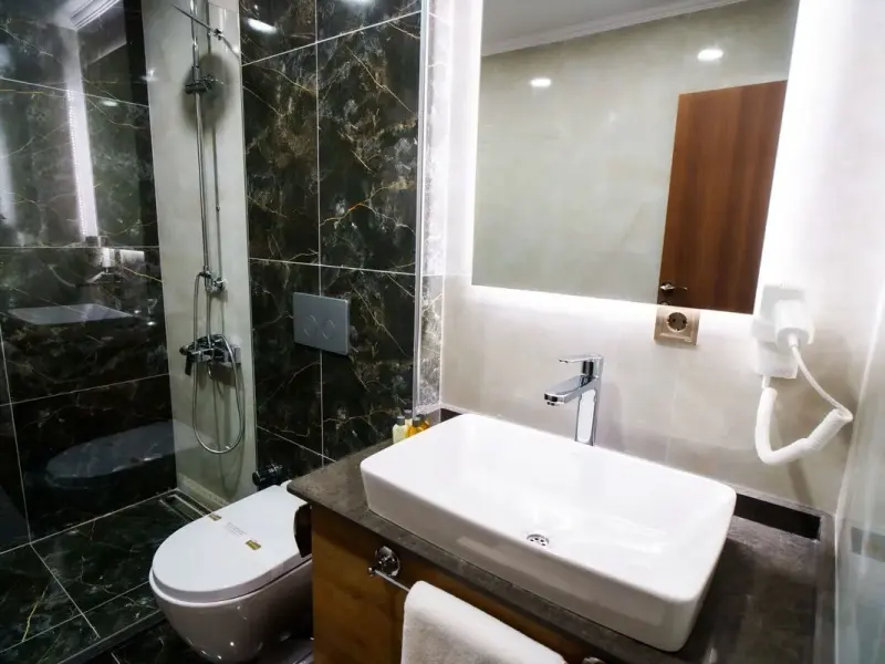 Bayrak Grand Hotel 12