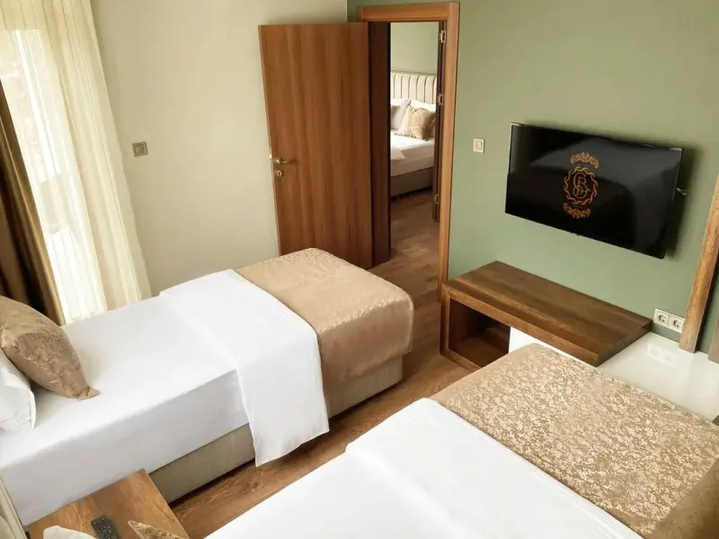Bayrak Grand Hotel 13