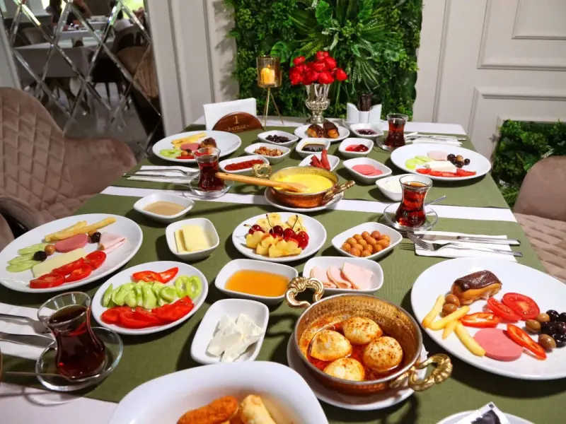 Bayrak Grand Hotel 21