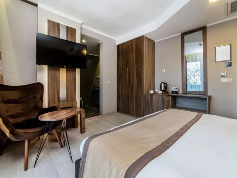 Royal Capital Hotel 15