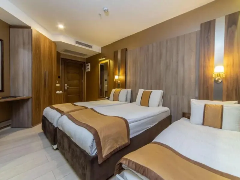 Royal Capital Hotel 19
