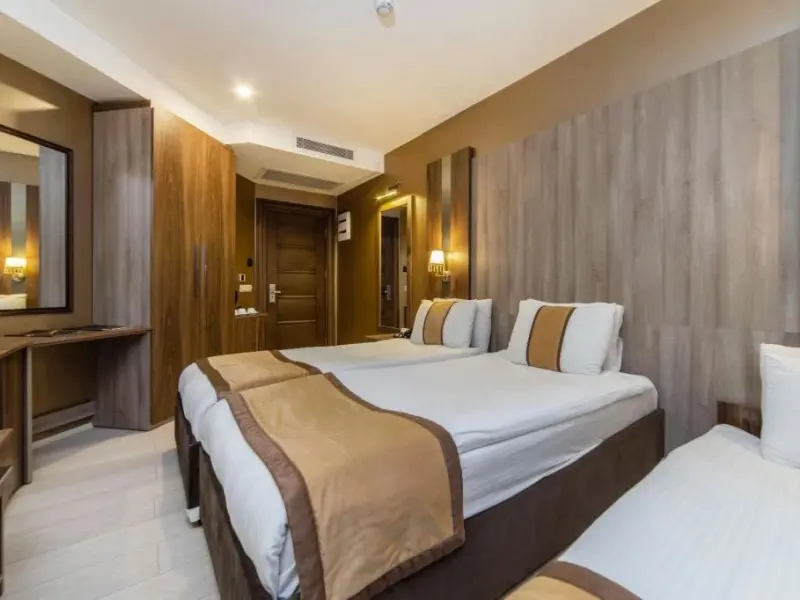 Royal Capital Hotel 22