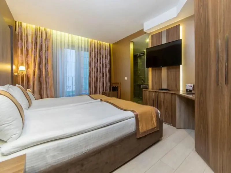 Royal Capital Hotel 25