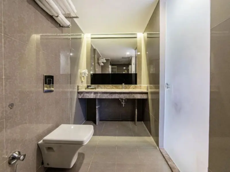 Royal Capital Hotel 26