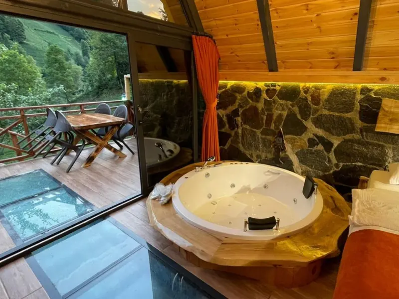 Waterfall Bungalow 1