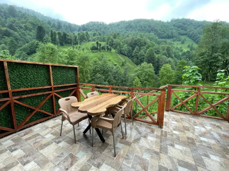 Waterfall Bungalow 13