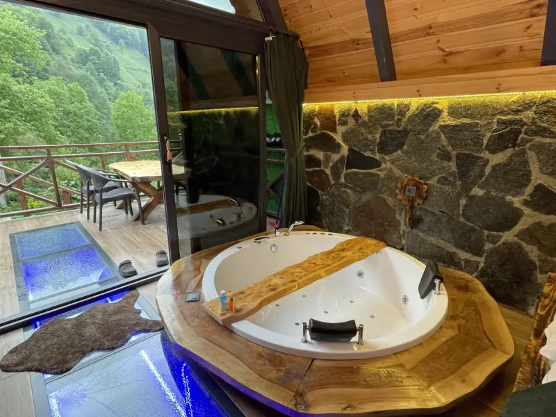 Waterfall Bungalow 23