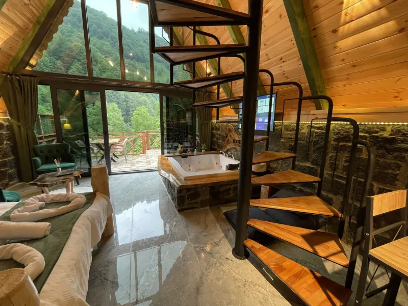 Waterfall Bungalow 26