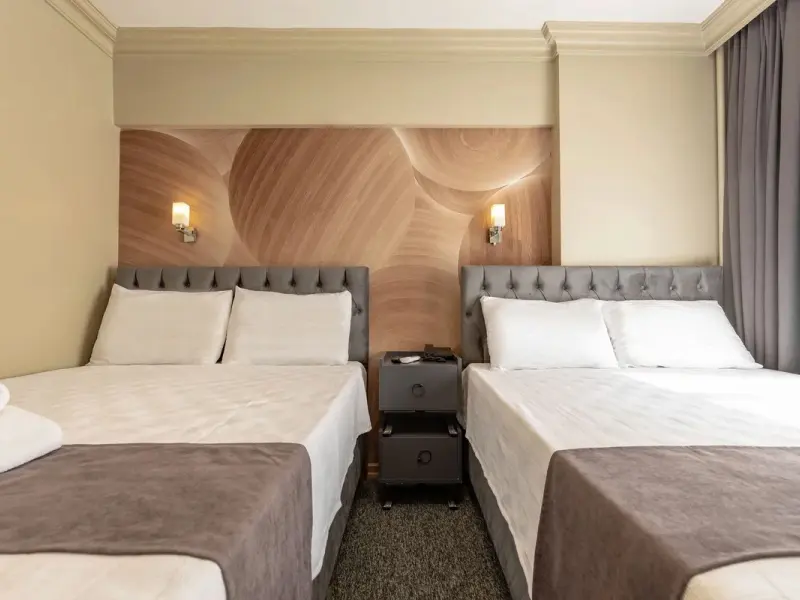 Loyal City Hotel 14