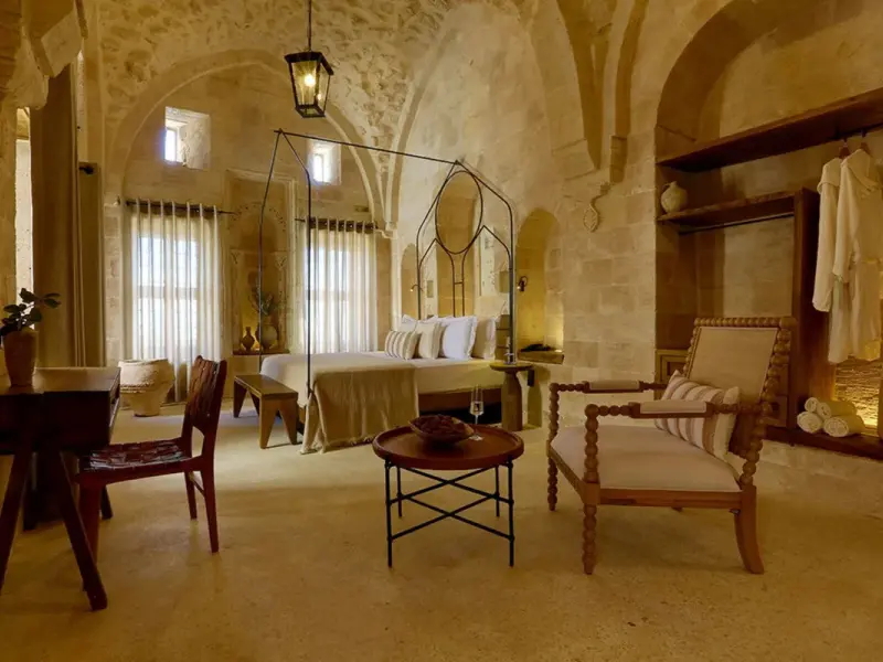 Arura Mardin 19