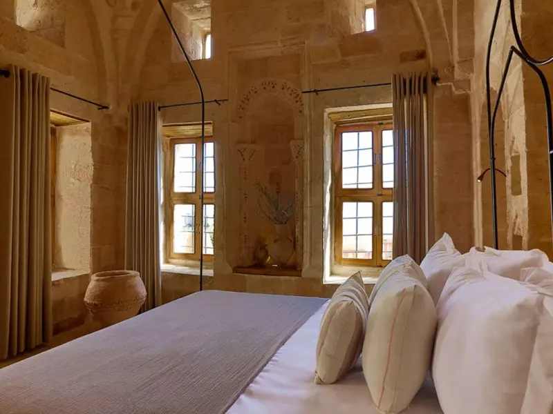 Arura Mardin 6