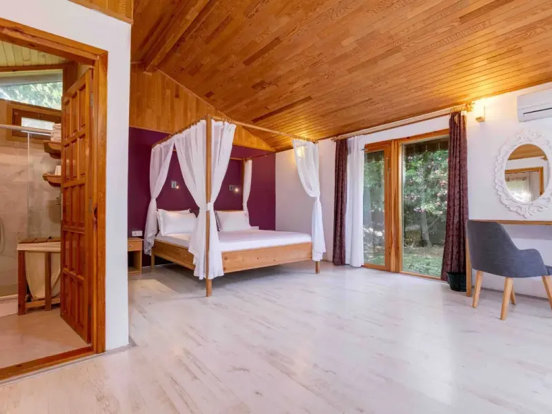 Etenna Beach Bungalows 18