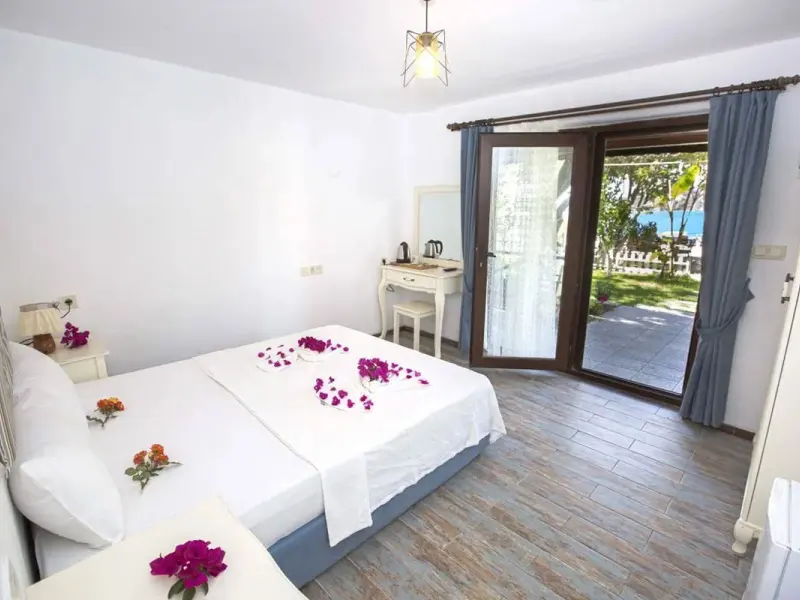 Lagoon Boutique Hotel 9
