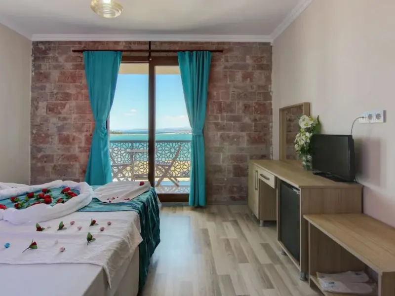 Cunda Bal Konak Otel 17