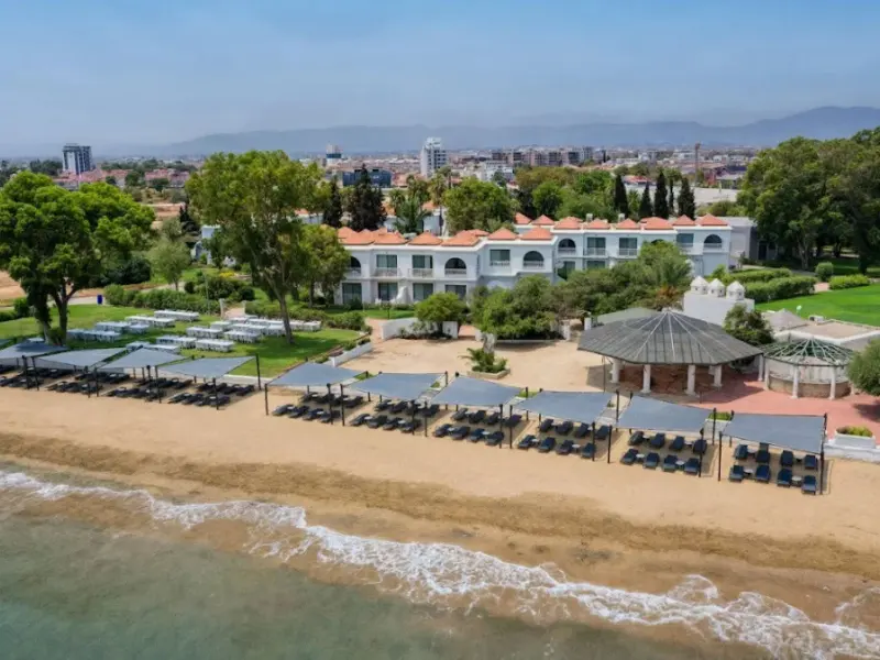 Merit Royal Gardens Hotel 36