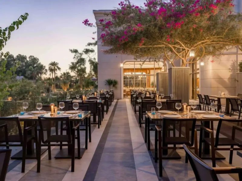 Merit Royal Gardens Hotel 38