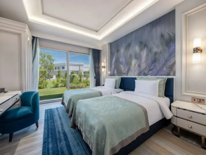 Merit Royal Gardens Hotel 6