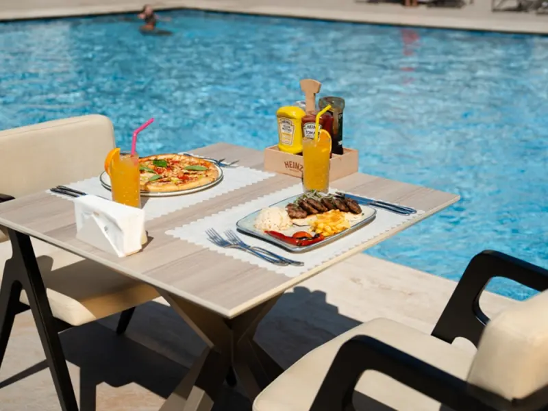 Renex Hotel 2
