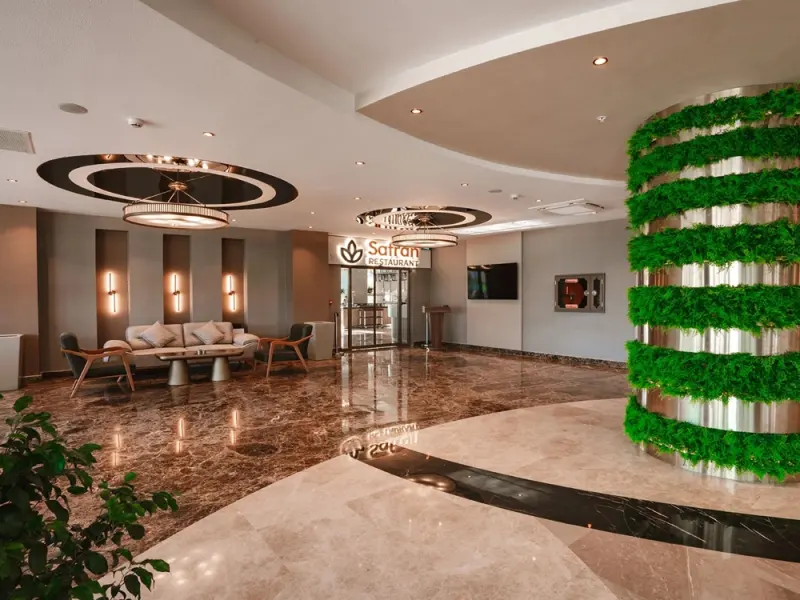Renex Hotel 4