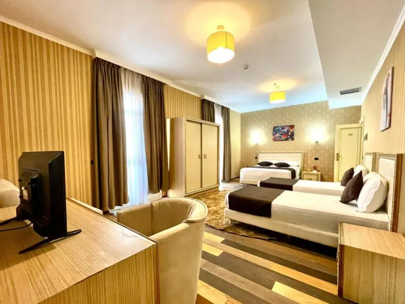 AMH Hotel 11