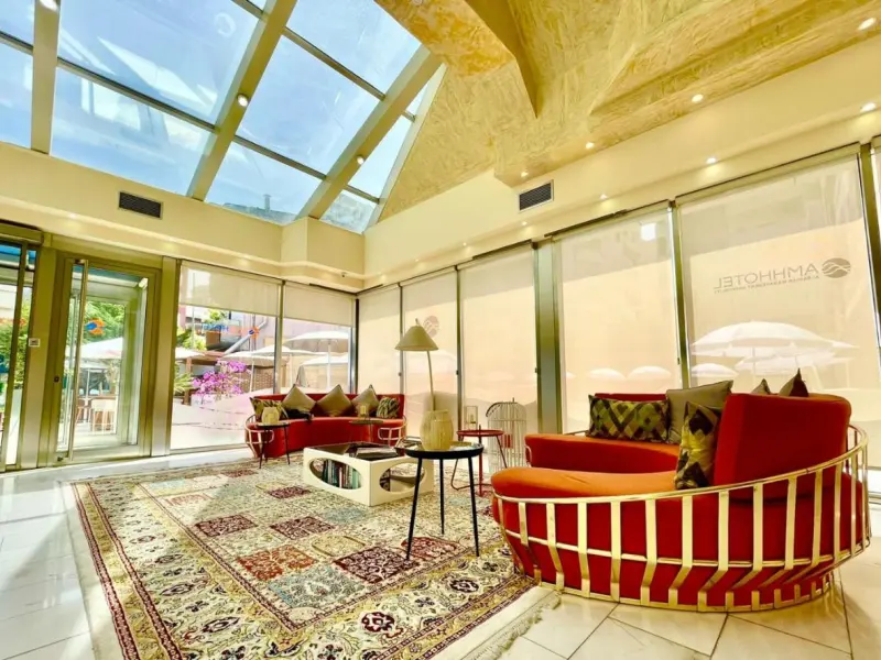 AMH Hotel 6