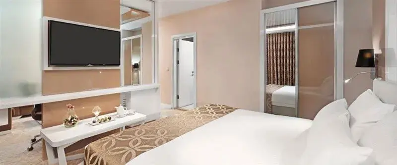 The Merlot Hotel 28