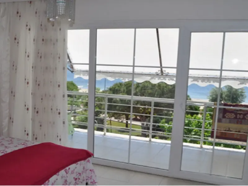 Sebnem Motel 9