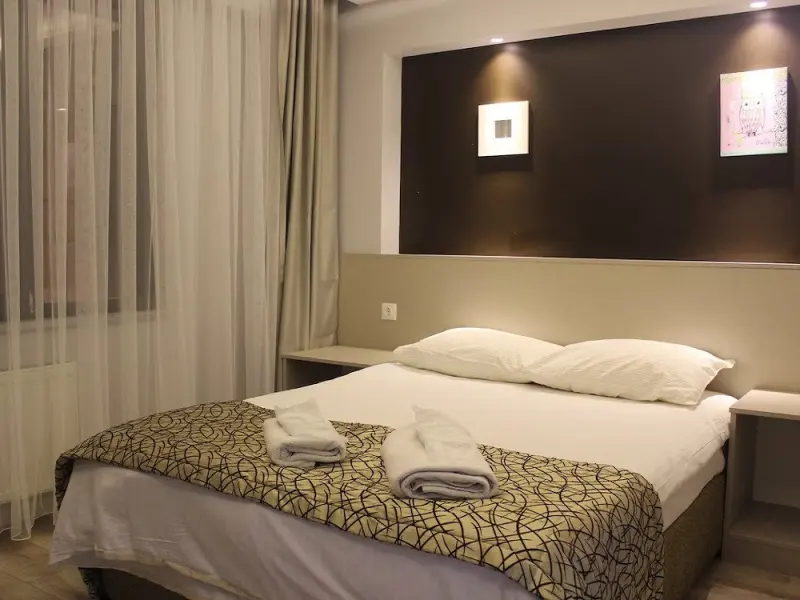 The Corner Inn Hotels by Suit 11