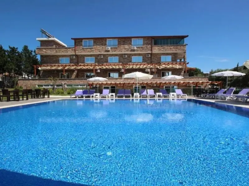 Mavikoy Beach Resort 16