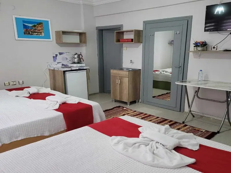 Kristal Otel Pansiyon 12