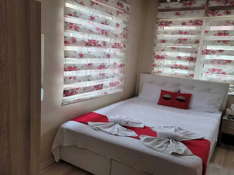 Kristal Otel Pansiyon 4
