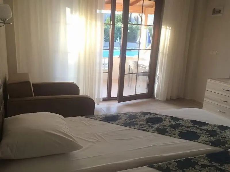 Afissia Garden Hotel 13