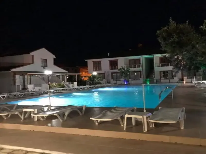 Afissia Garden Hotel 8