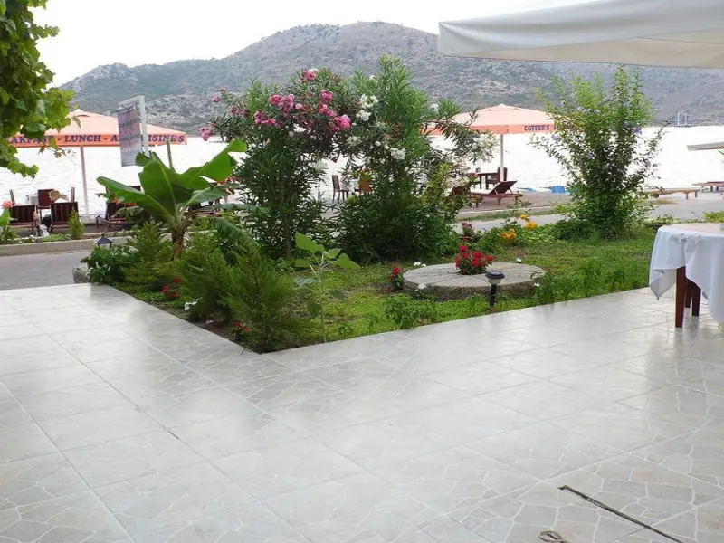 Dinç Otel Bozburun 2