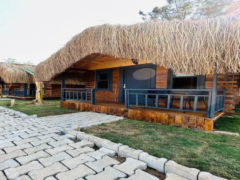 Pine Village Bungalows 7