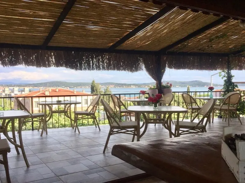 Cunda The Lara Otel 8